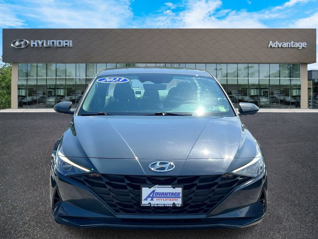 Certified 2023 Hyundai Elantra SEL FWD image 2