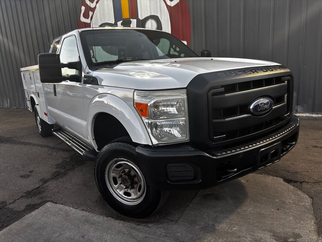 Used 2013 Ford F250 XL AWD/4WD image 3