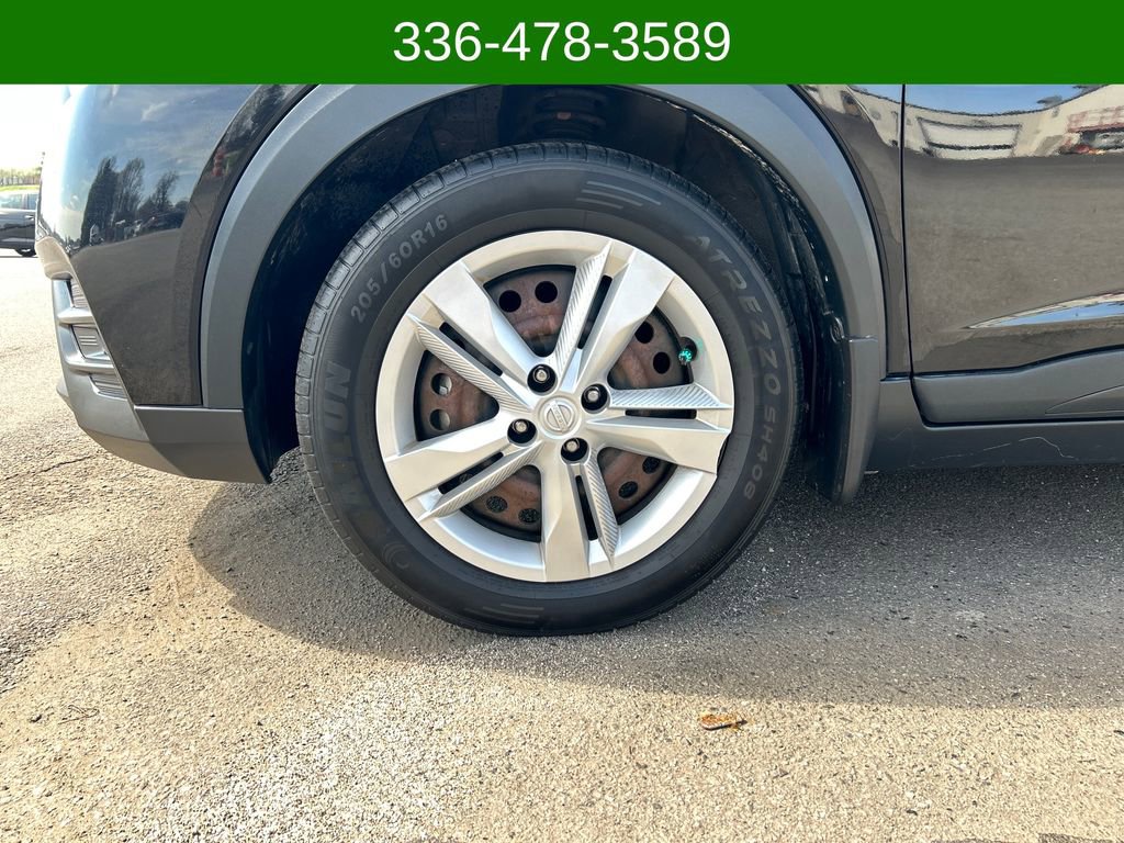 Used 2020 Nissan Kicks S FWD image 25