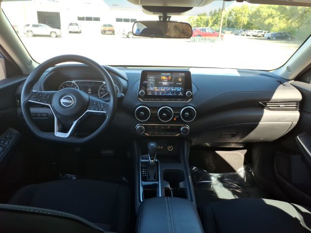 Used 2025 Nissan Sentra SV FWD image 7