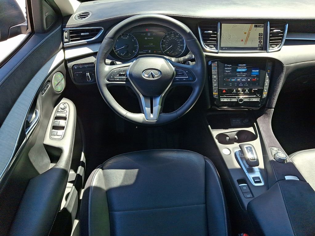 Used 2023 INFINITI QX50 Sensory AWD/4WD image 11