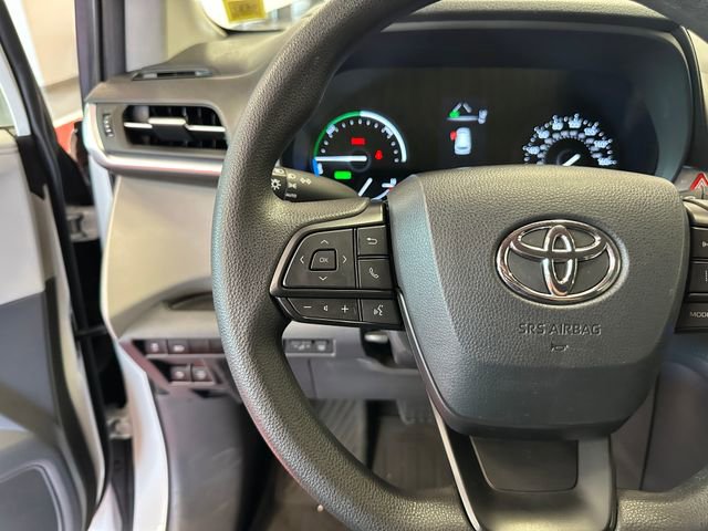Certified 2023 Toyota Sienna LE AWD/4WD image 20