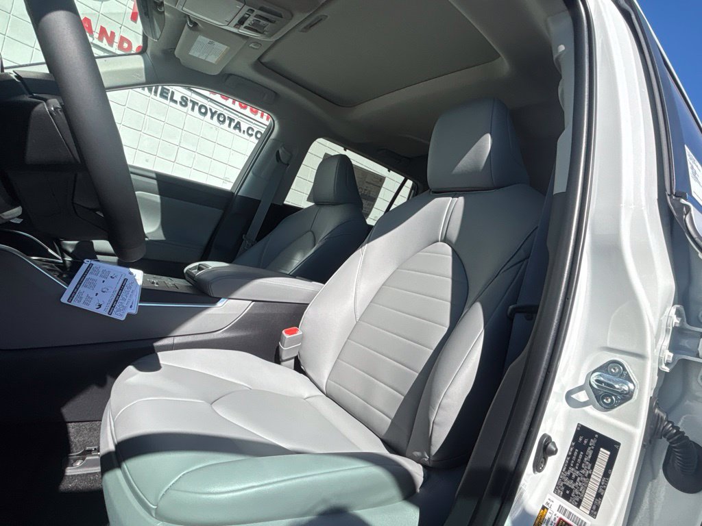 New 2026 Toyota Highlander XLE AWD/4WD image 11