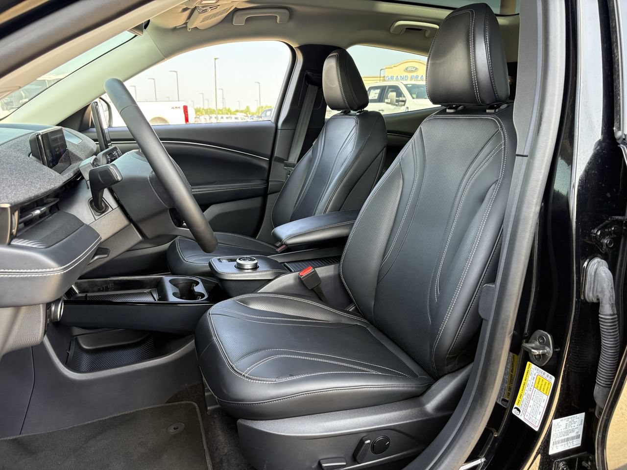 Used 2023 Ford Mustang Mach-E Premium RWD image 28