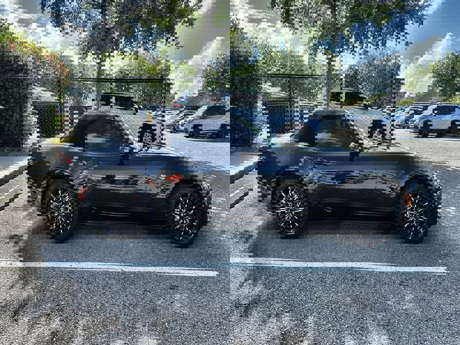 Used 2025 MAZDA MX-5 Miata Grand Touring w/ Weather Package image 10