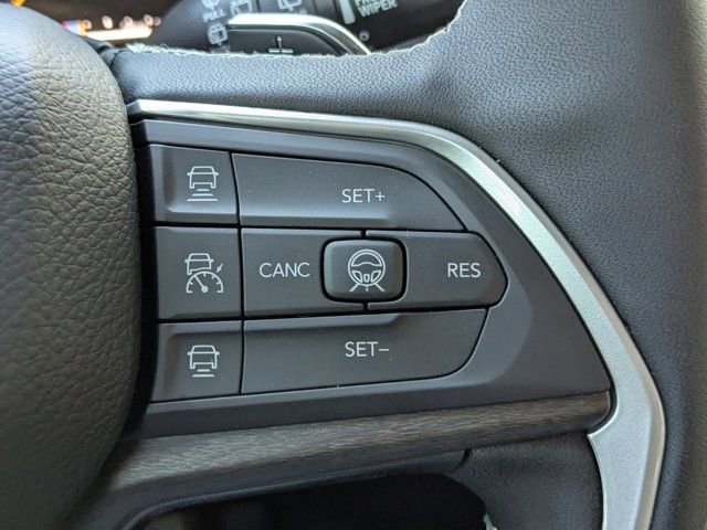 New 2026 Jeep Grand Cherokee Laredo image 26