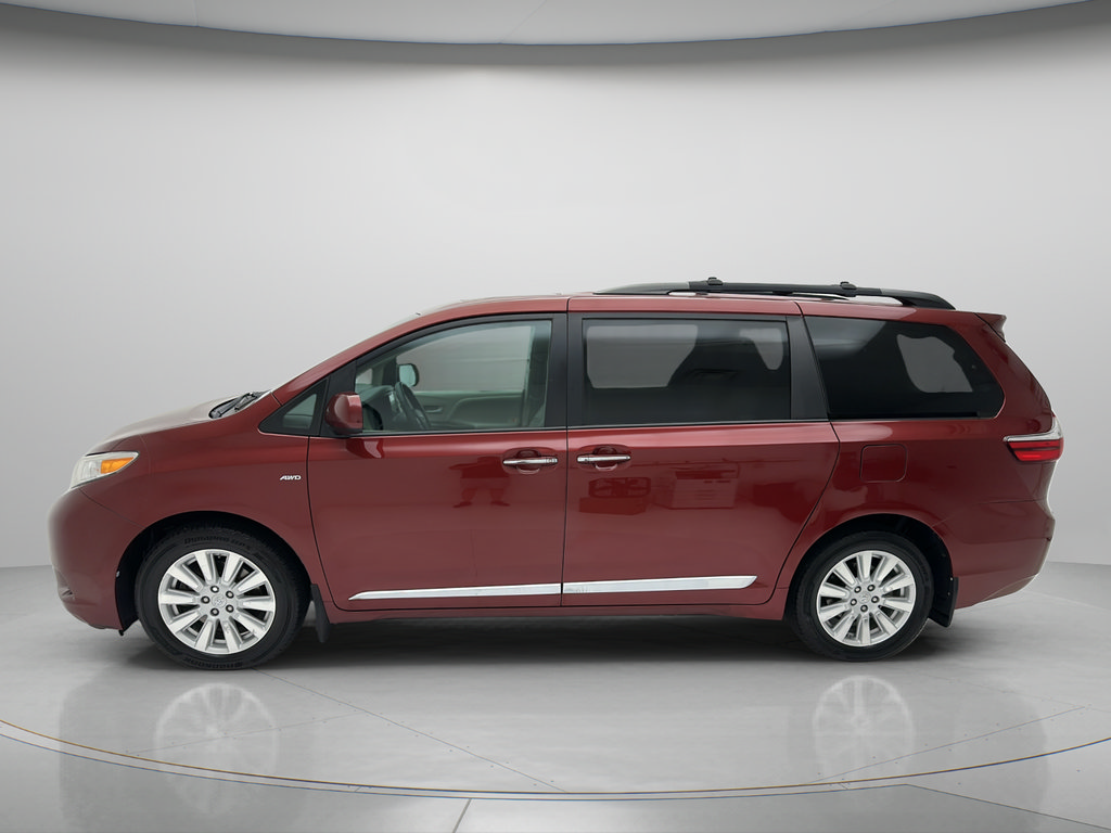 Used 2017 Toyota Sienna XLE w/ XLE Navigation Package AWD/4WD image 8