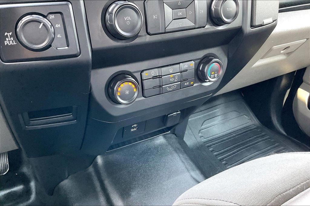 Used 2019 Ford F150 XL w/ Equipment Group 101A Mid AWD/4WD image 25