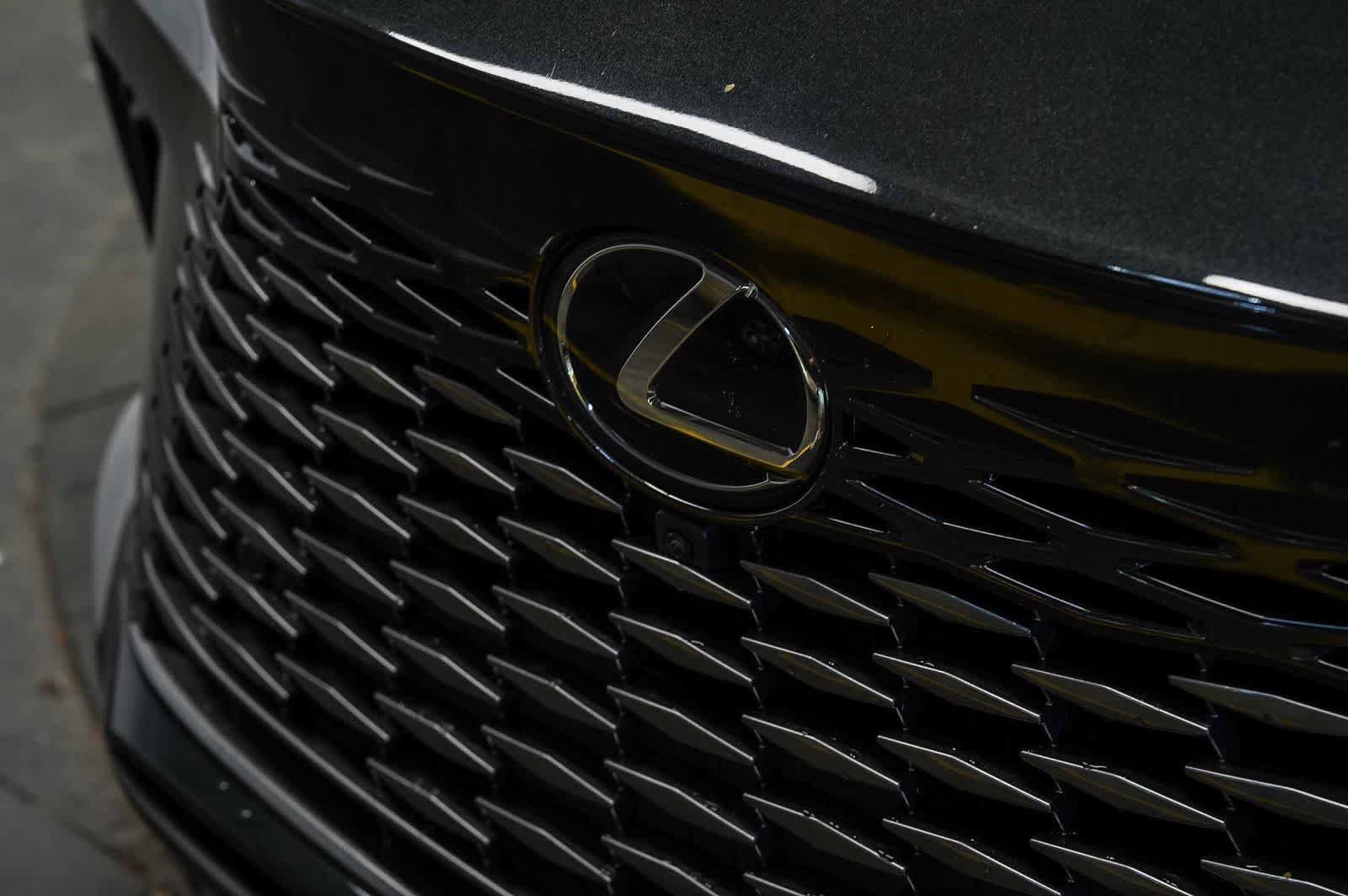 Used 2024 Lexus RX 350 Premium Plus w/ Convenience Package FWD image 8