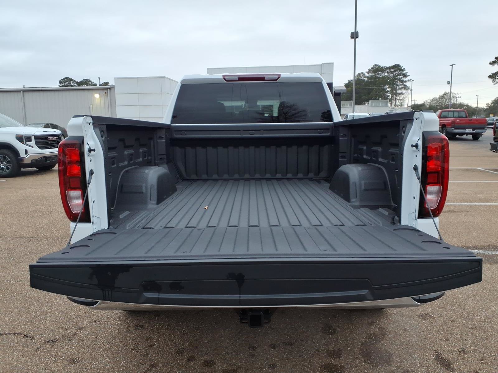 New 2026 GMC Sierra 1500 Pro w/ Pro Value Package AWD/4WD image 5