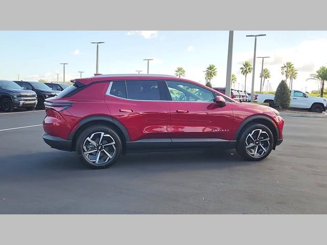 New 2026 Chevrolet Equinox EV LT image 28