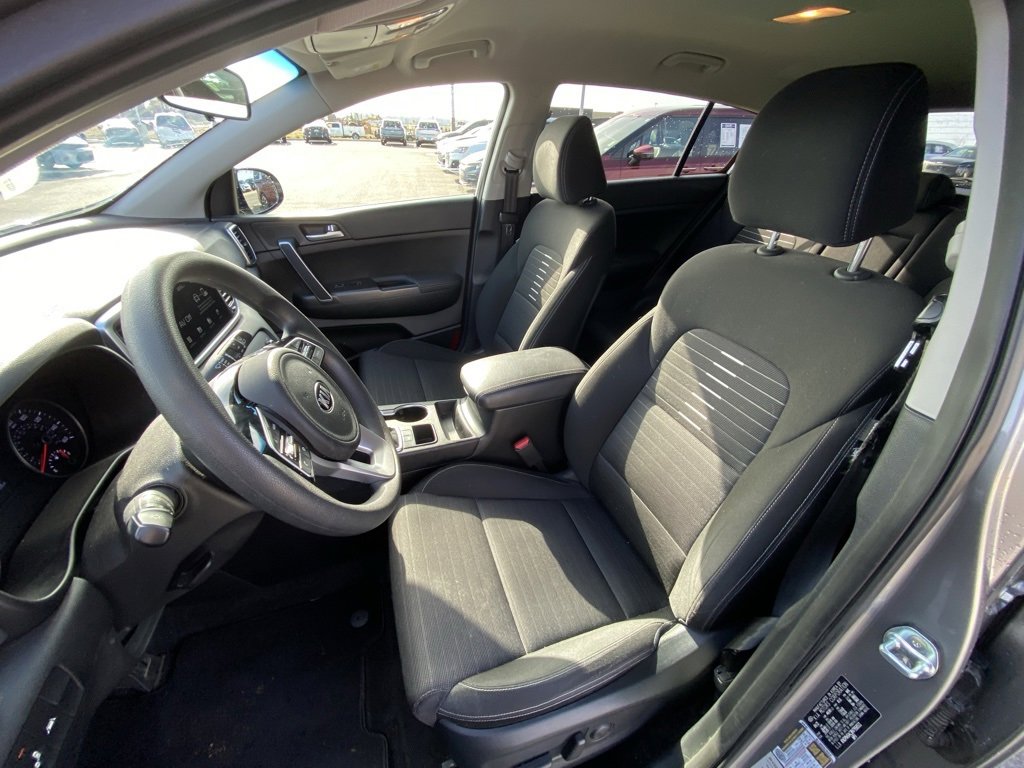 Certified 2022 Kia Sportage LX w/ LX FWD Value Edition Package image 22