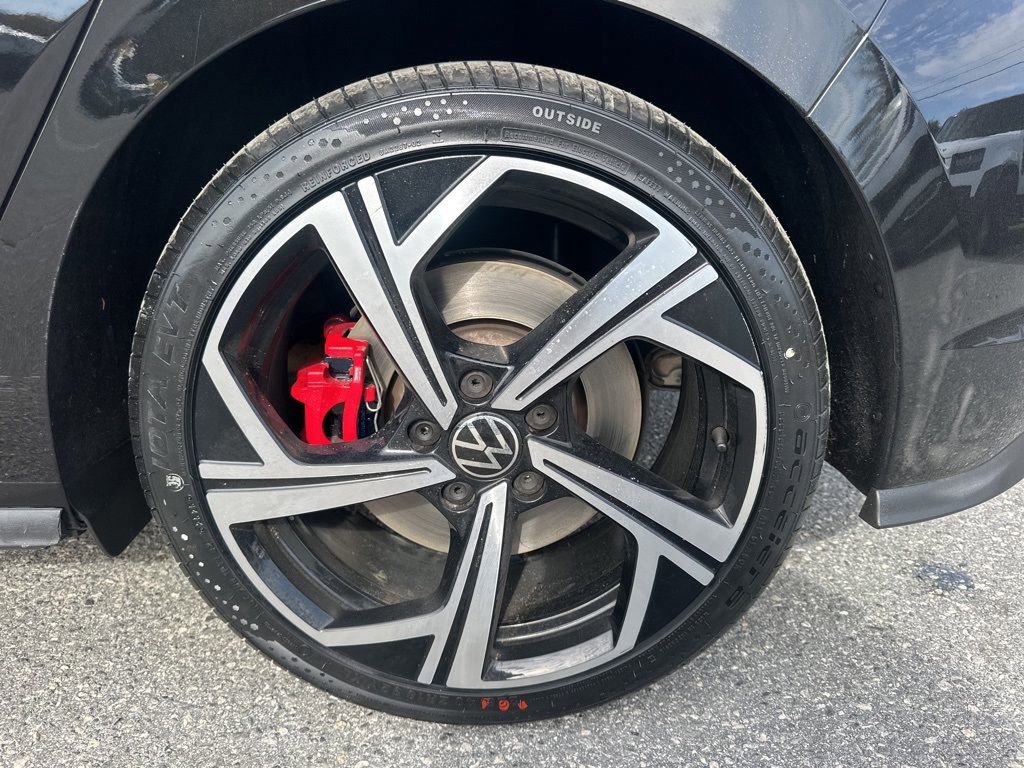 Used 2024 Volkswagen GTI SE image 31