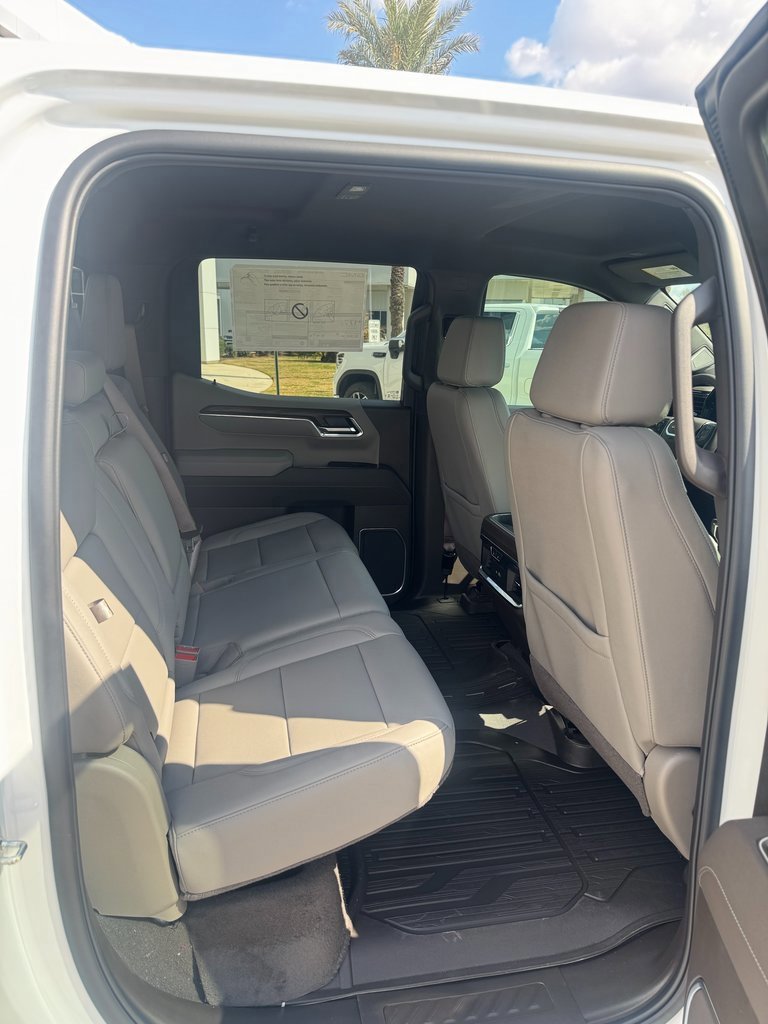 New 2026 GMC Sierra 1500 SLT image 15