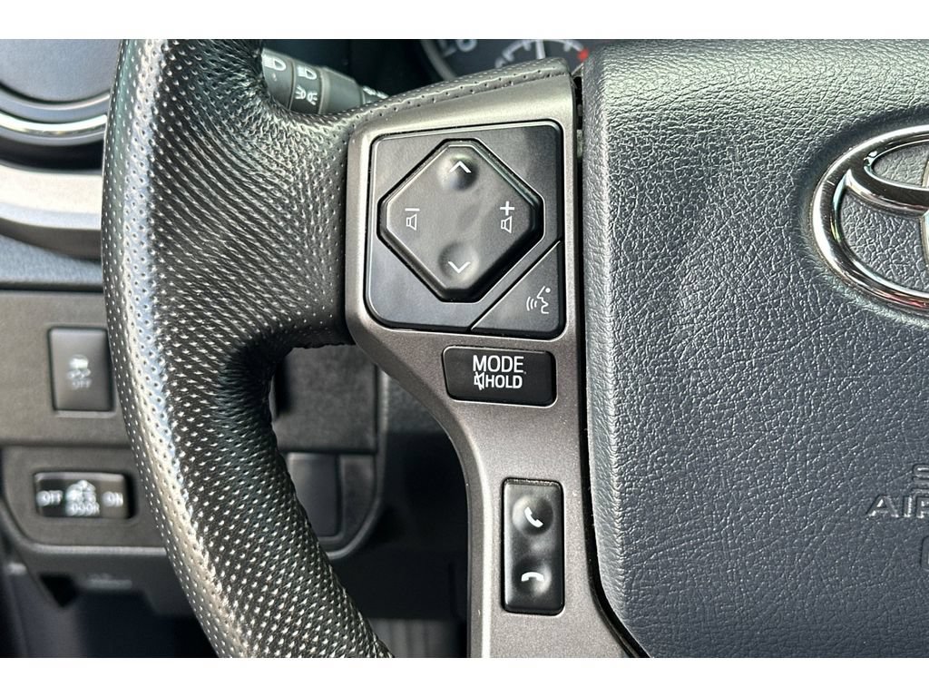 Used 2020 Toyota Tacoma TRD Off-Road w/ TRD Premium Off Road Package AWD/4WD image 27