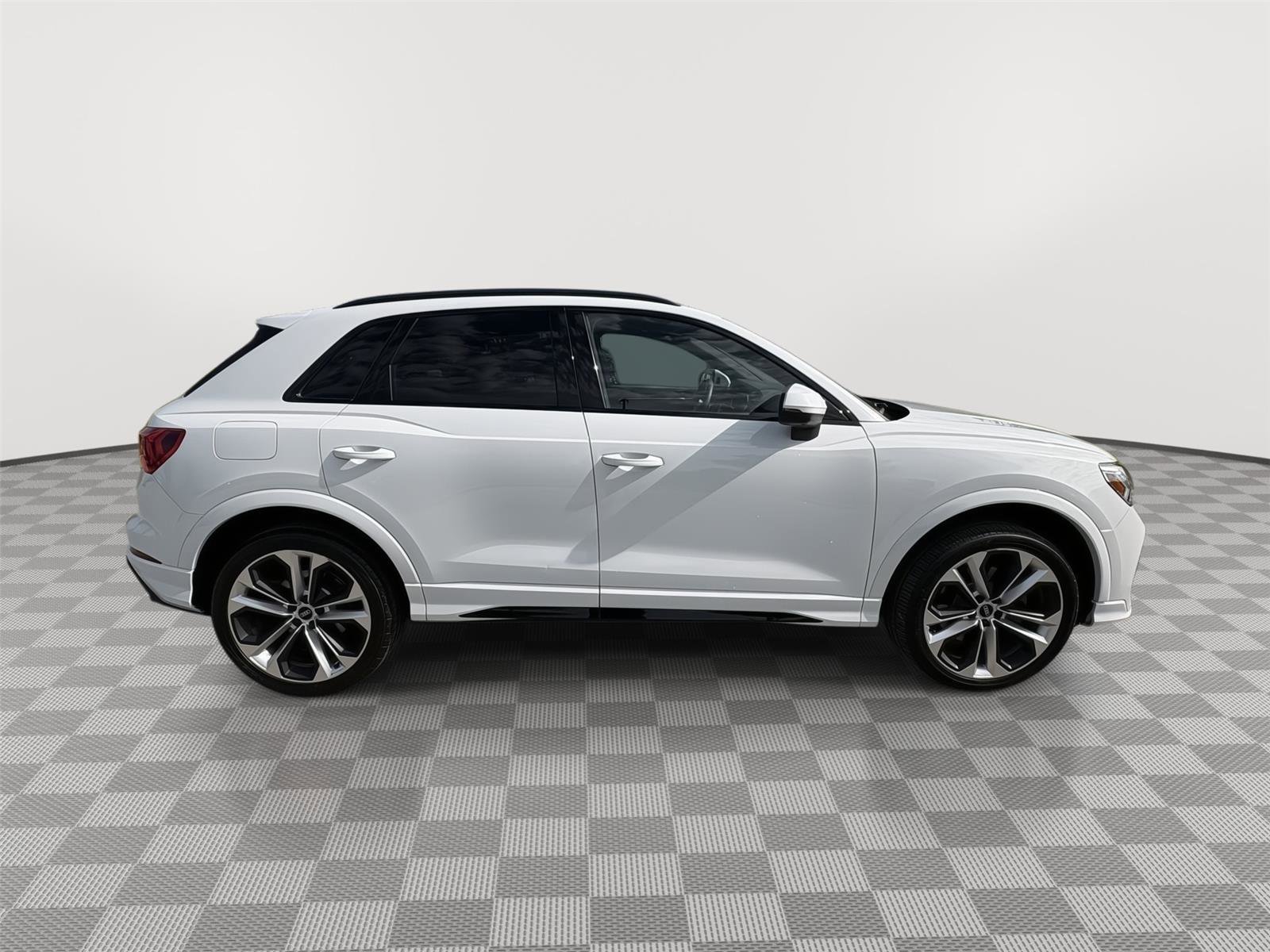 Used 2022 Audi Q3 2.0T Premium Plus AWD/4WD image 6