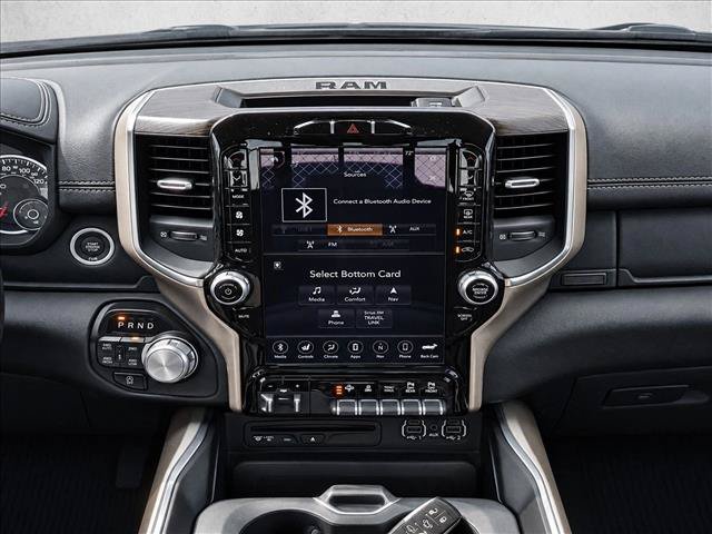 Used 2019 RAM 1500 Laramie AWD/4WD image 17