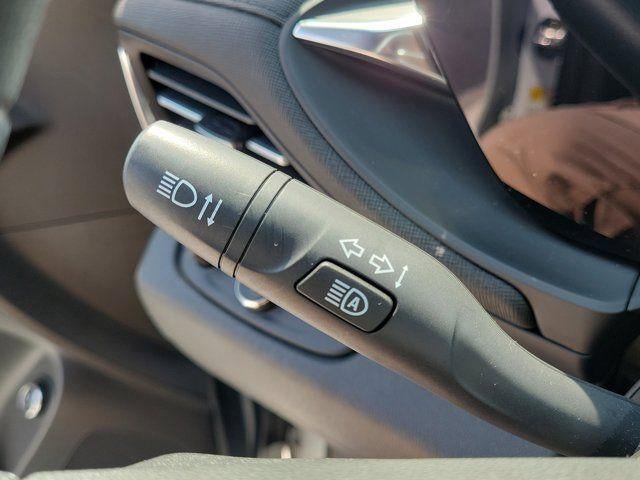 Used 2024 Buick Envista Preferred w/ Convenience II Package FWD image 18