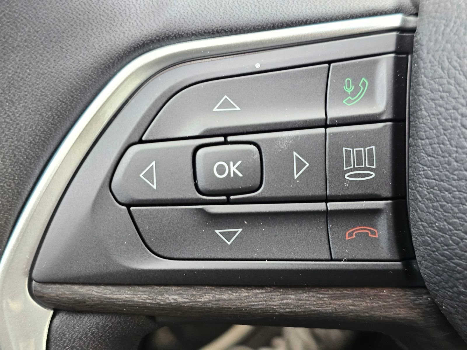 New 2026 Jeep Grand Cherokee L Limited AWD/4WD image 15