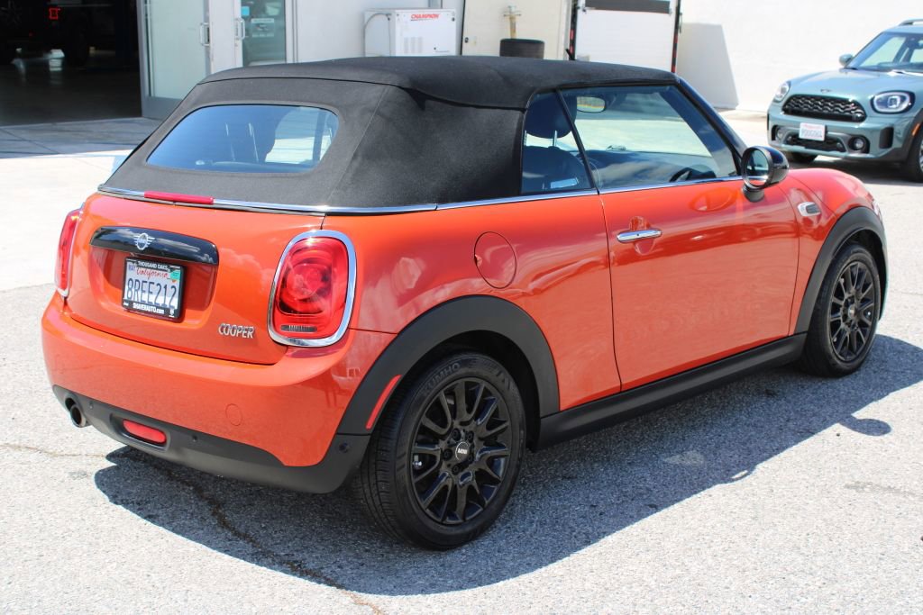 Used 2019 MINI Cooper Convertible w/ Signature Upholstery Package image 4