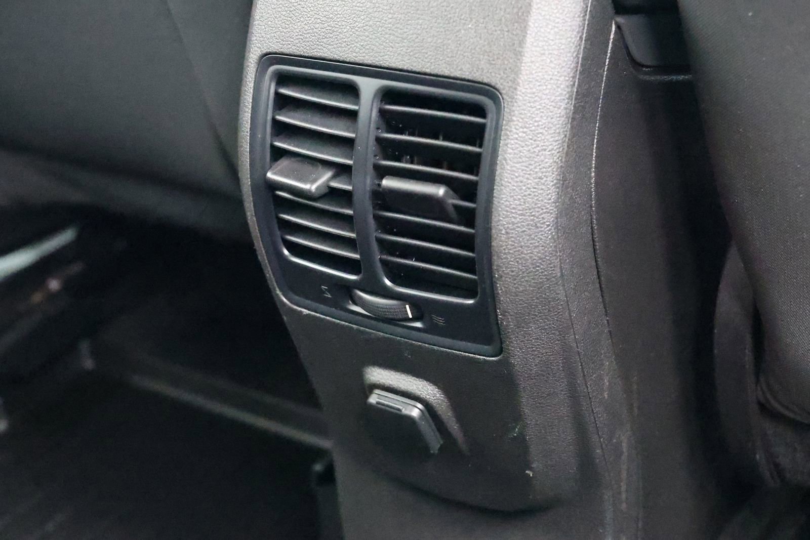 Used 2017 Ford Escape SE AWD/4WD image 30