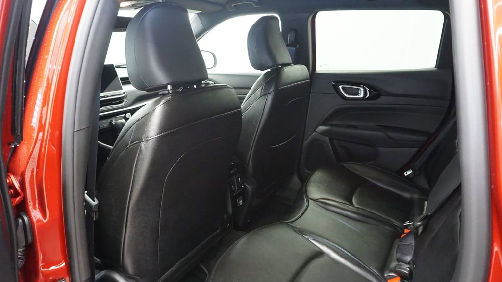 New 2026 Jeep Compass Limited image 24