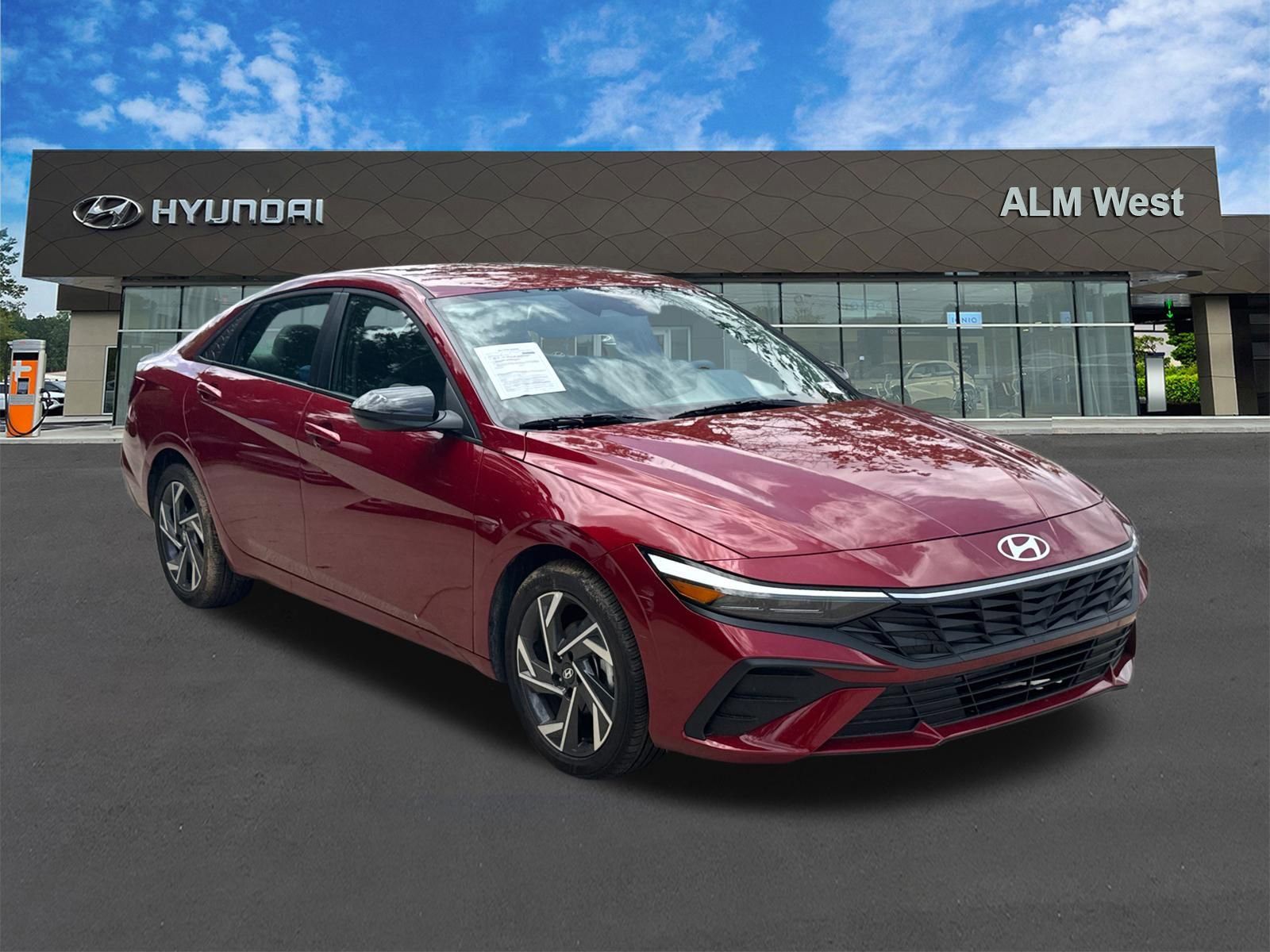 Certified 2025 Hyundai Elantra Sport FWD image 3
