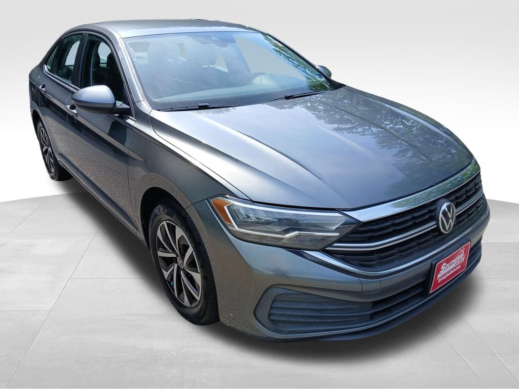 Used 2023 Volkswagen Jetta S w/ Driver Assistance Package FWD image 10