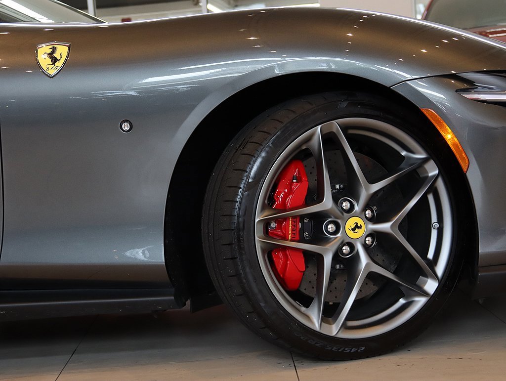 Certified 2024 Ferrari Roma Spider image 10