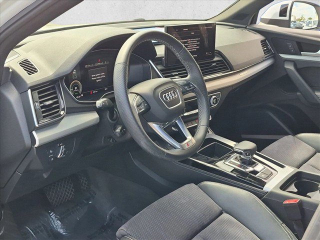 Used 2023 Audi Q5 e Premium Plus w/ Premium Plus Package AWD/4WD image 9