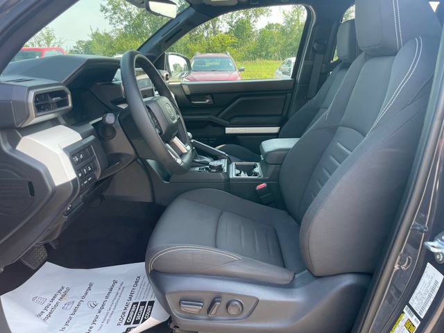 Used 2024 Toyota Tacoma TRD Off-Road w/ TRD Off Road Upgrade Package AWD/4WD image 19