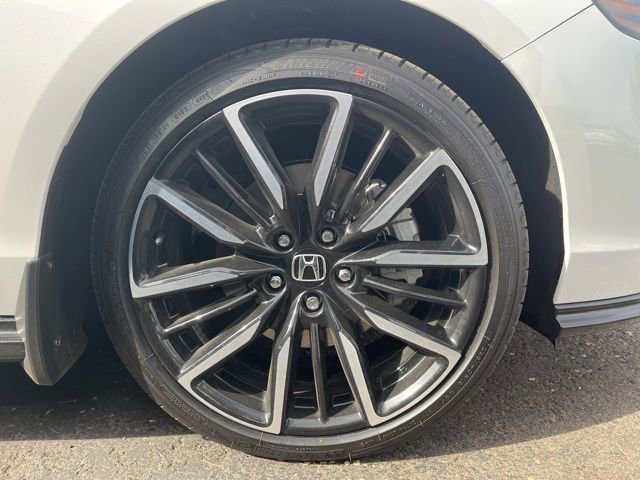 New 2026 Honda Accord Touring image 9