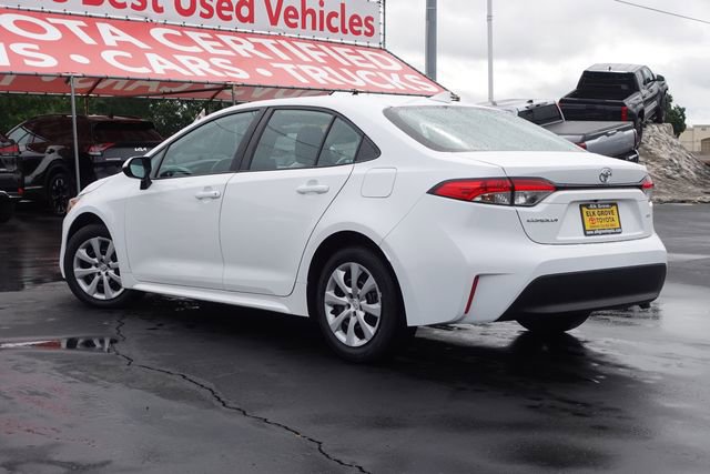 Certified 2024 Toyota Corolla LE FWD image 11