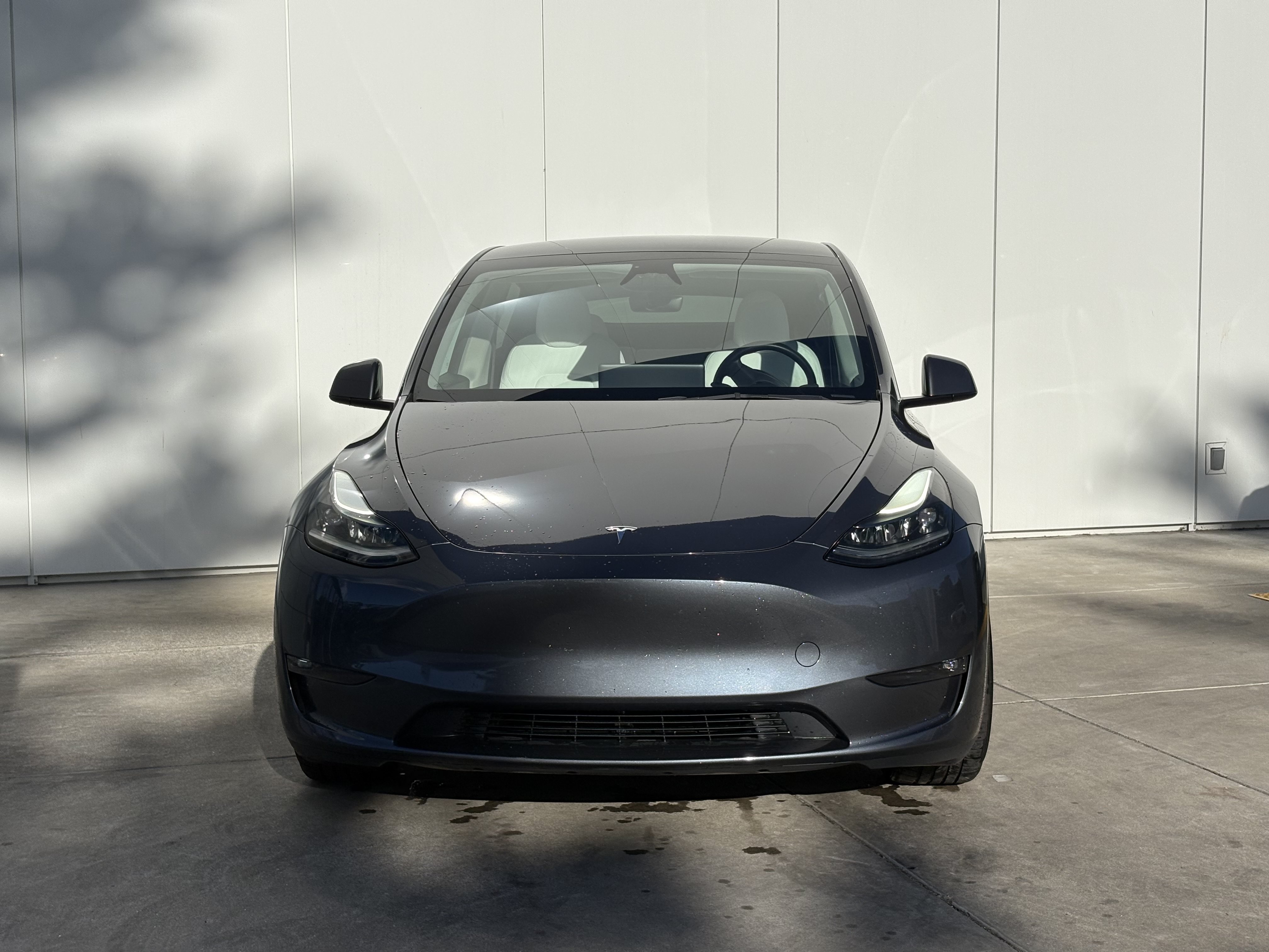 Used 2023 Tesla Model Y Performance AWD/4WD image 3