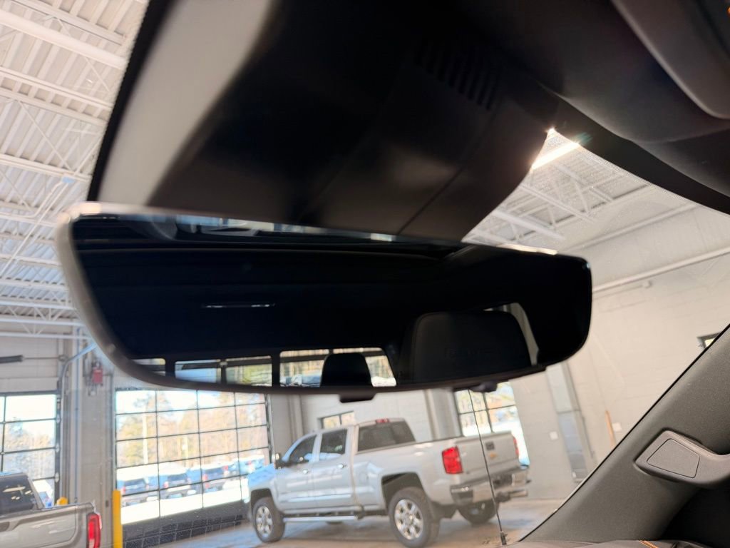 Used 2025 GMC Sierra 1500 AT4 w/ AT4 Premium Package AWD/4WD image 54