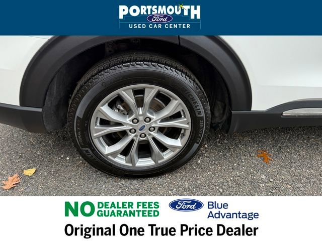 Certified 2022 Ford Explorer XLT w/ Equipment Group 202A image 32