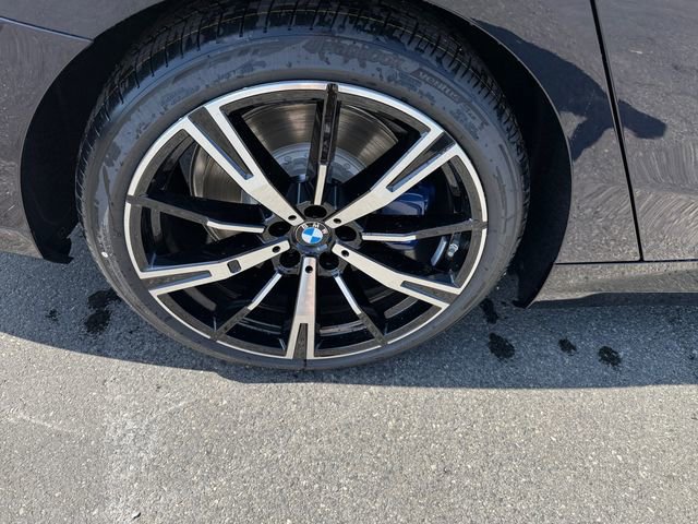 New 2027 BMW 550e xDrive AWD/4WD image 4