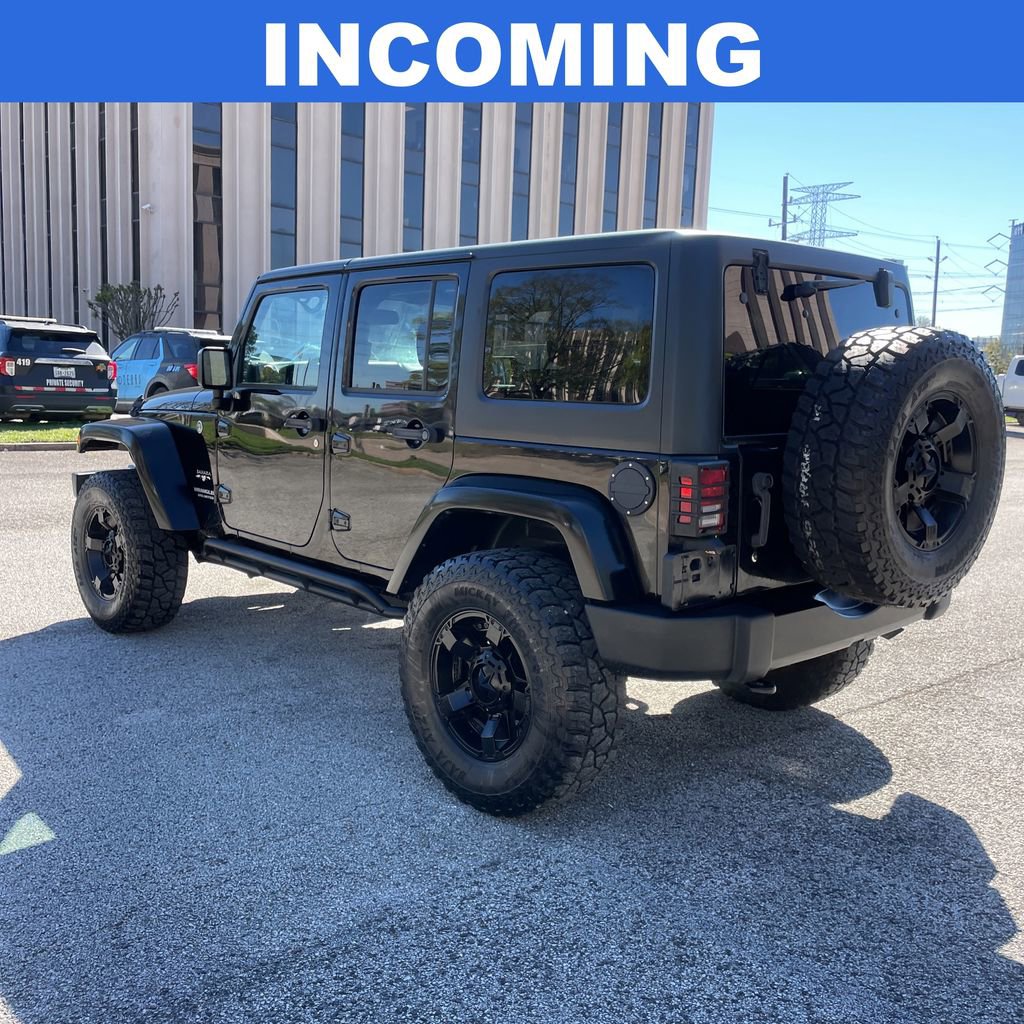 Used 2017 Jeep Wrangler Unlimited Sahara image 3