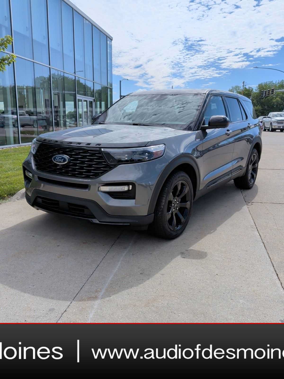 Used 2022 Ford Explorer ST-Line AWD/4WD image 1