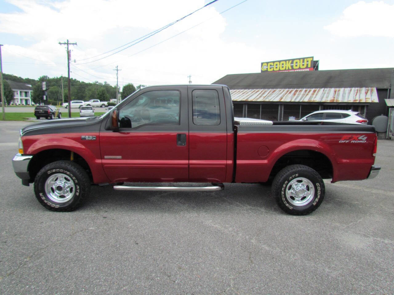 Used 2003 Ford F250 XLT image 4