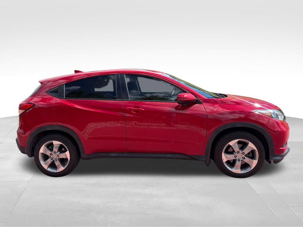 Used 2017 Honda HR-V EX image 5