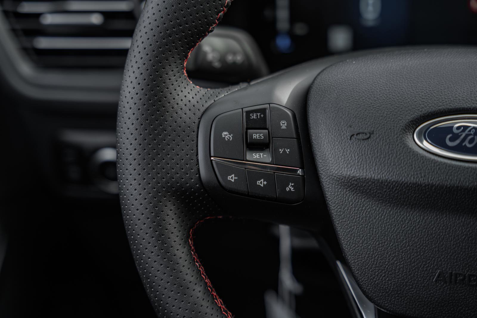 New 2026 Ford Escape ST-Line Select w/ Tech Pack #1 image 30