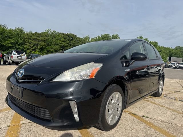 Used 2012 Toyota Prius V Two FWD image 4