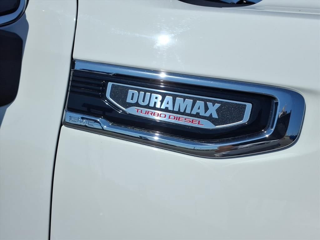 Used 2023 GMC Sierra 1500 Denali w/ Denali Reserve Package AWD/4WD image 10