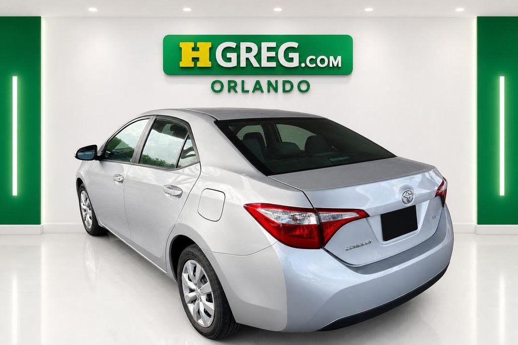 Used 2016 Toyota Corolla LE FWD image 2