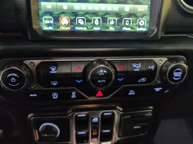 Used 2021 Jeep Wrangler Unlimited Sahara w/ Uconnect 4C Nav & Sound Group image 23