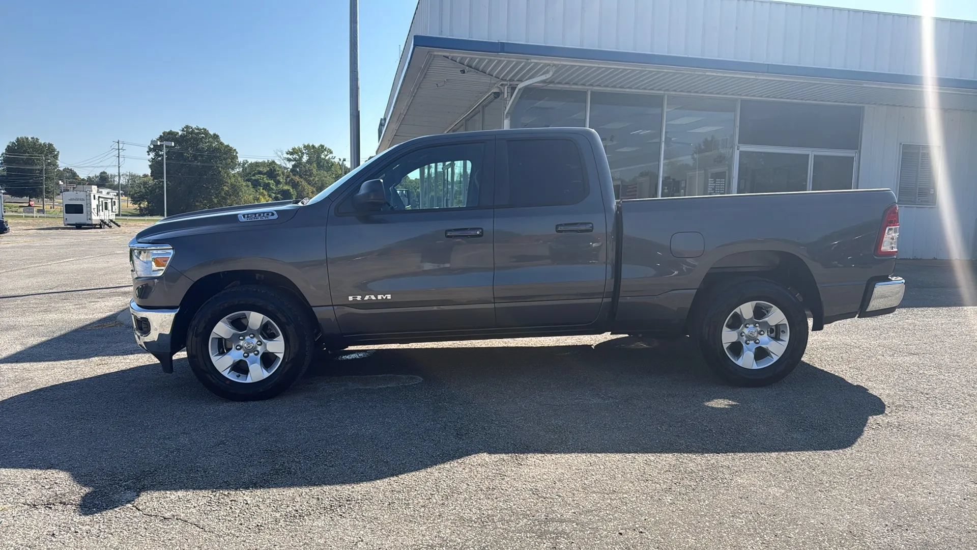Used 2021 RAM 1500 Big Horn RWD image 4