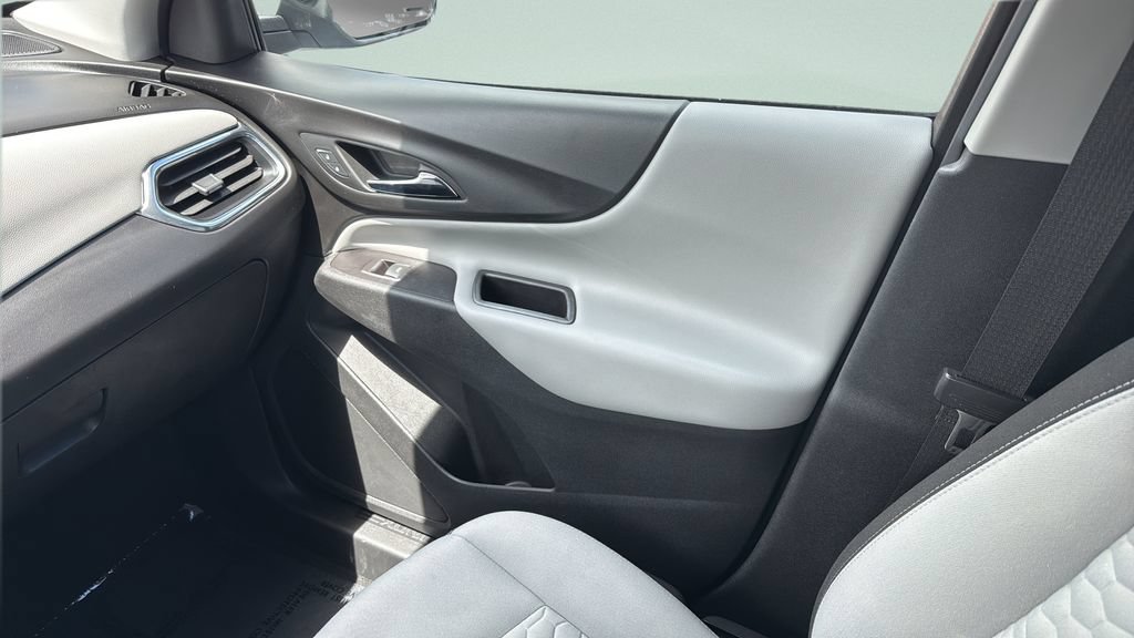 Used 2020 Chevrolet Equinox LT FWD image 13