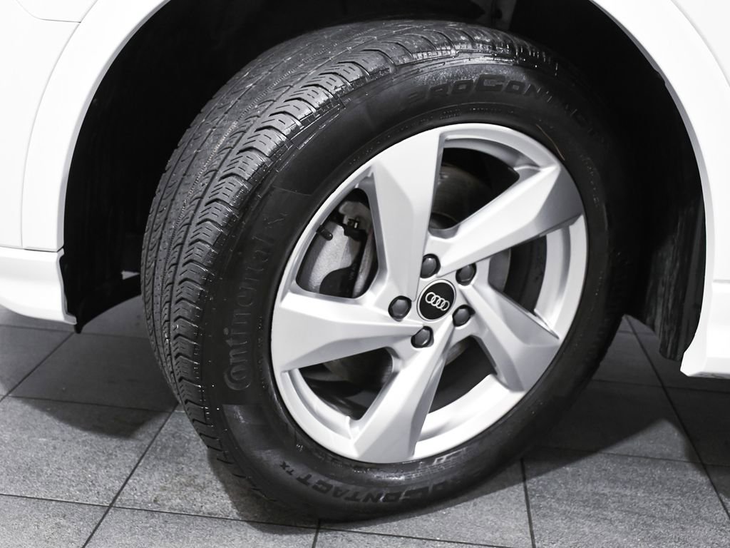 Used 2022 Audi Q3 2.0T Premium w/ Convenience Package image 7