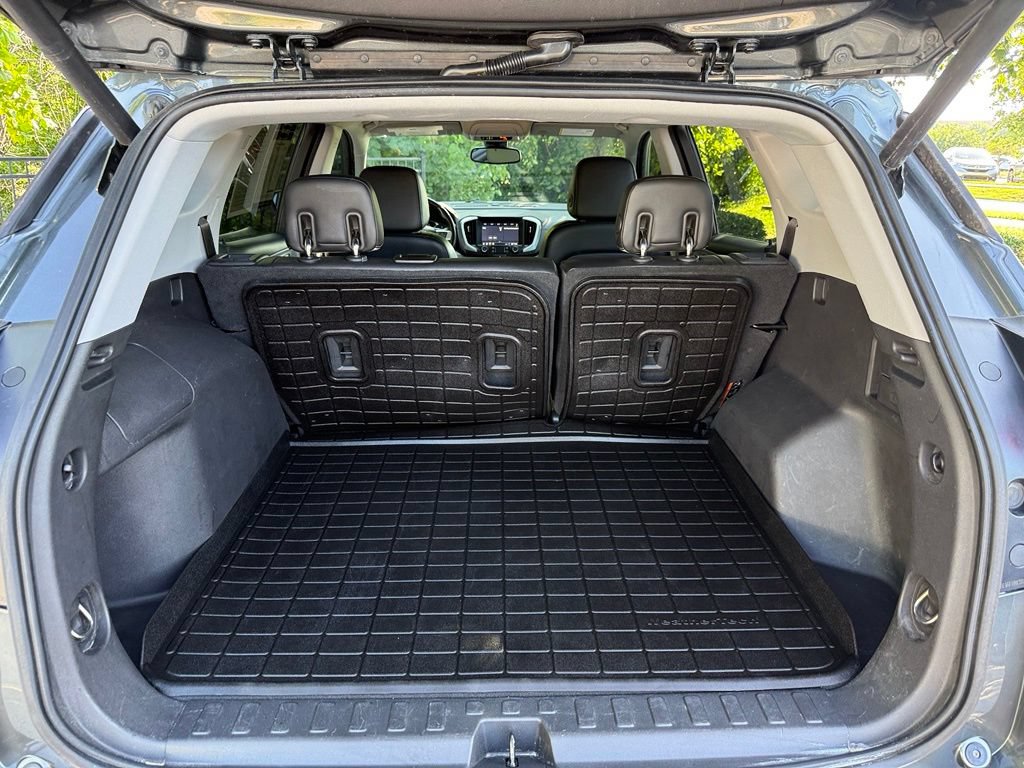 Used 2020 GMC Terrain SLT w/ Preferred Package AWD/4WD image 30